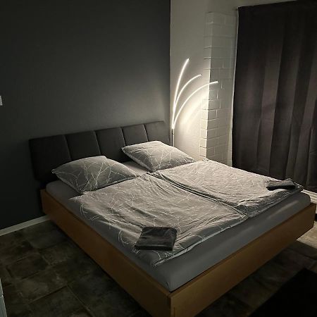 Ubernachtungsmoglichkeit Und Monteurzimmer Apartment Hamdorf ภายนอก รูปภาพ