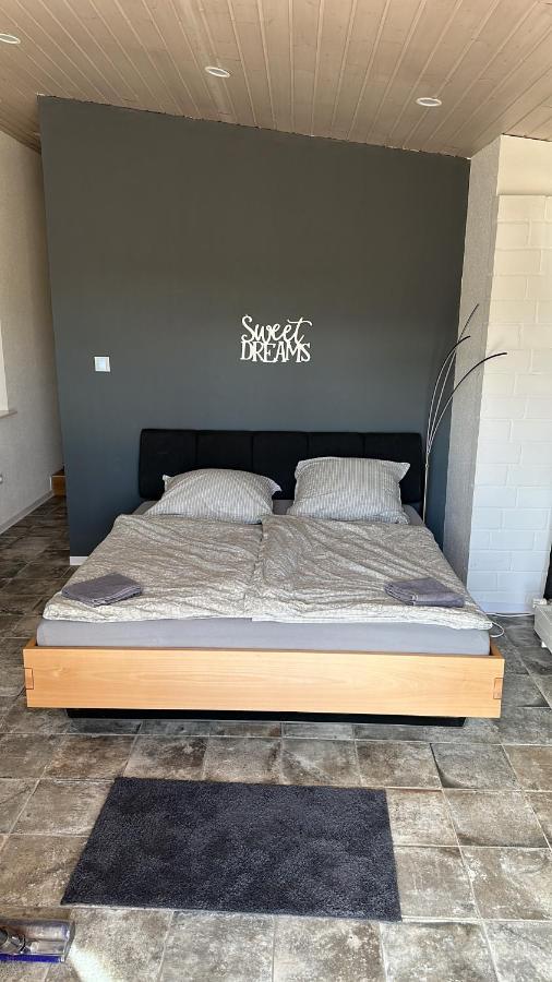 Ubernachtungsmoglichkeit Und Monteurzimmer Apartment Hamdorf ภายนอก รูปภาพ